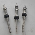 Mga Bolts sa Pag-mount sa Atop